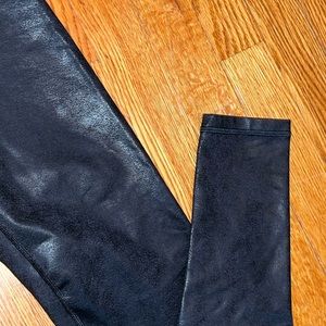 Aerie Crackle Shine High Waisted Leggings Size S